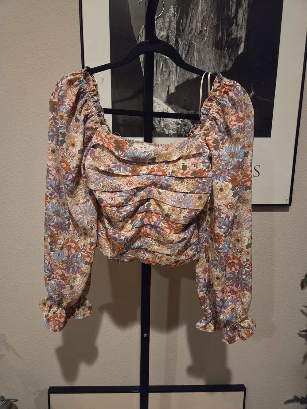 #22 entro Multi-Color Floral Square-Neck Blouse - Picture 2 of 3